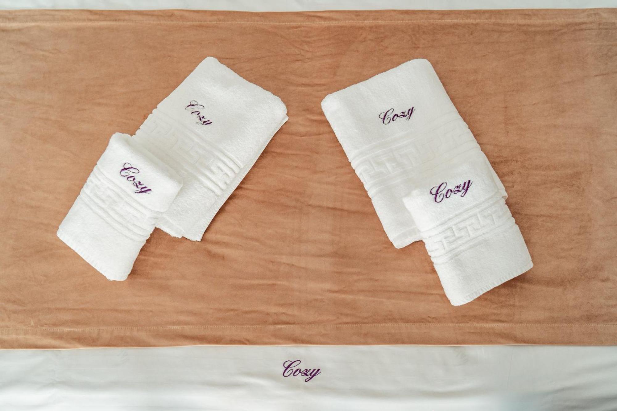 Cozy Apartments At Q Residence - Palas Mall Iasi Ngoại thất bức ảnh
